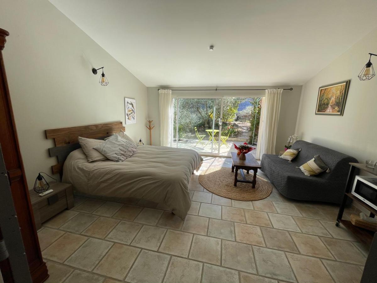 Gite La Maison Dans L'Olivette Oraison Kültér fotó